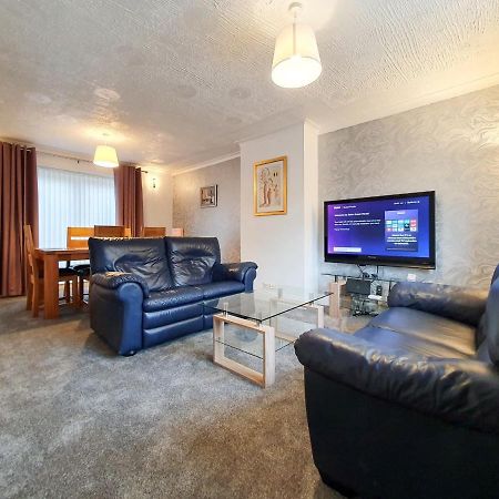 3 Bedroom House Amazon M90 Dunfermline Edinburgh 外观 照片