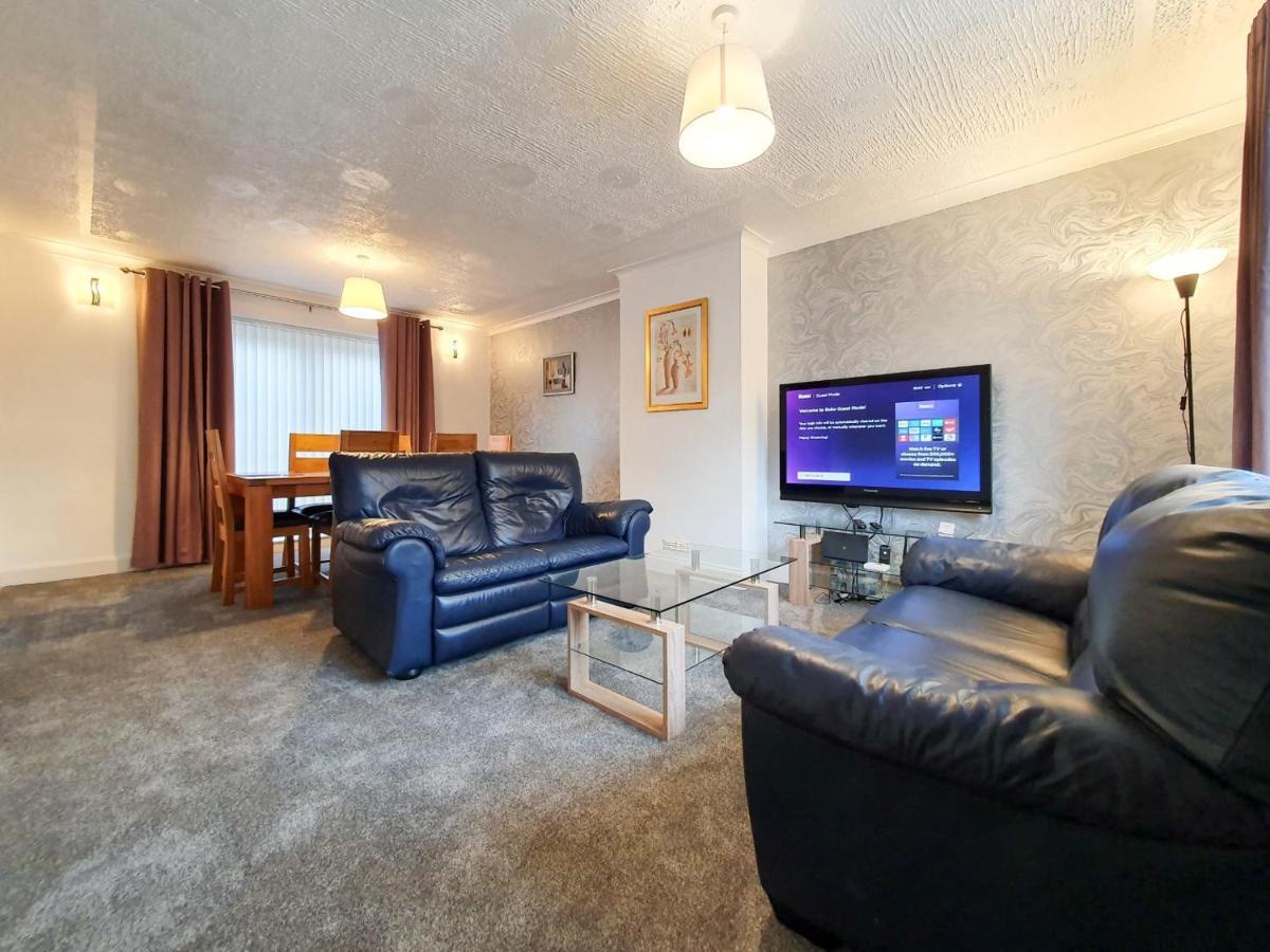 3 Bedroom House Amazon M90 Dunfermline Edinburgh 外观 照片